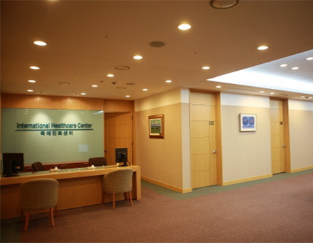 Hôpital universitaire d'Inha, Incheon; vue de face du bâtiment principal