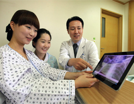 Hospital Kangbuk Samsung, Seúl; pacientes familiarizados con el resultado de la radiografía