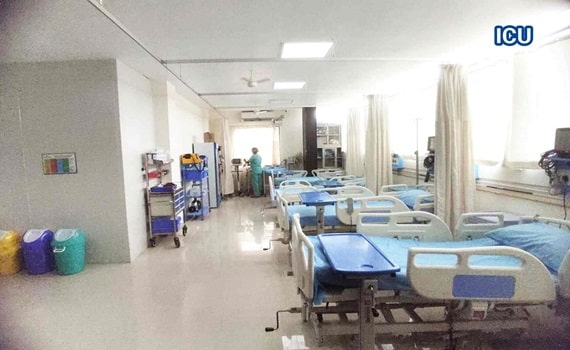 غرفة مستشفى ميدواي موغابير