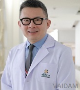 डॉ. पूनसाक वाइकवामडी, स्त्री रोग विशेषज्ञ और प्रसूति रोग विशेषज्ञ, बैंकॉक
