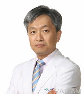 Профессор Чой Бьюнг-Кван