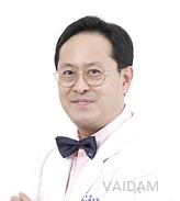 Prof. Hwang Sun Hwi,Surgical Gastroenterologist, Gyeongsangnam-do
