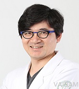 Prof. Jin-Hyung Park,Cosmetic Surgeon, Busan