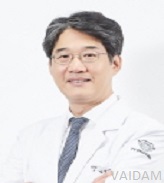 Professeur Kim Kang Il