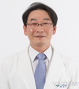 Professeur Kim Kyung Hoon