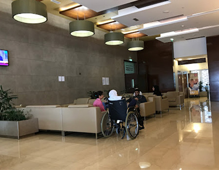 مستشفى ميدكير لجراحة العظام والعمود الفقري ، دبي