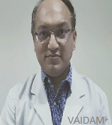 Doktor Sumit Monga