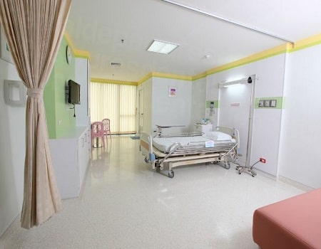 Yanhee Hospital, Bangkok